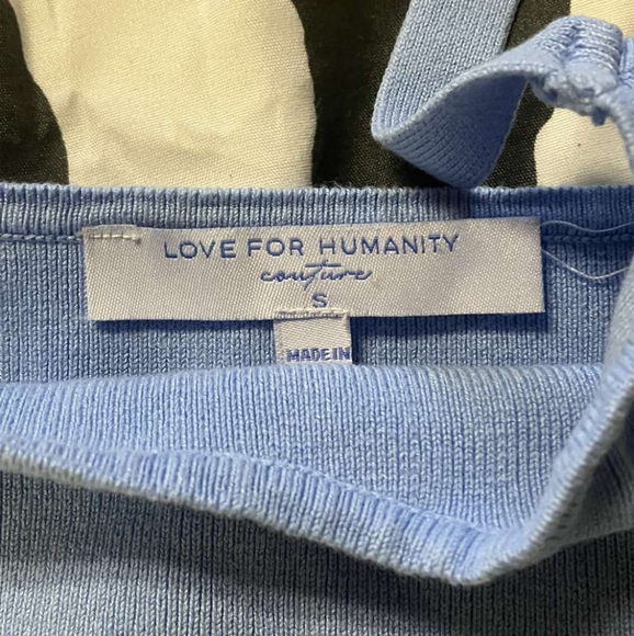 Love for humanity, size small, light blue crop tank - Picture 2 of 2